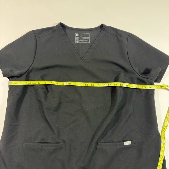 Figs Casma Three Pocket Scrub Top Black Medical Uniform - Picture 6 of 6